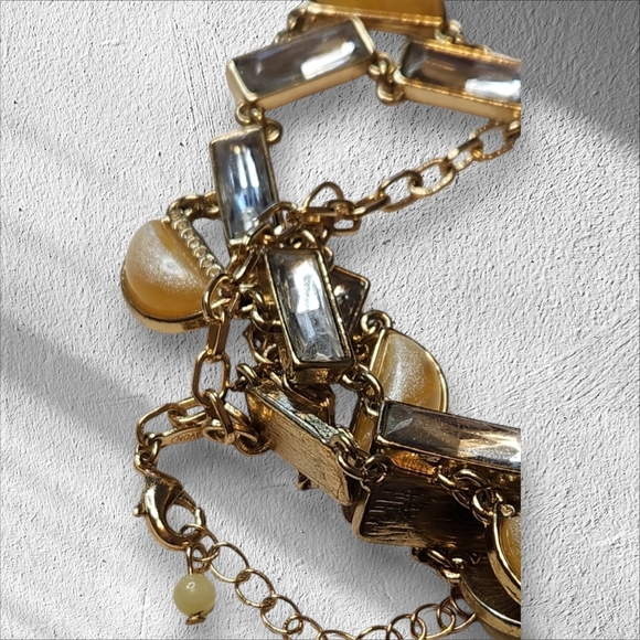 WOMENS NECKLACE & BRACELET SET FROM AVON - Picture 6 of 8